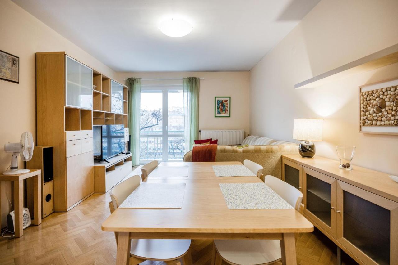 Citadel Manor Apartment บูดาเปสต์ ภายนอก รูปภาพ