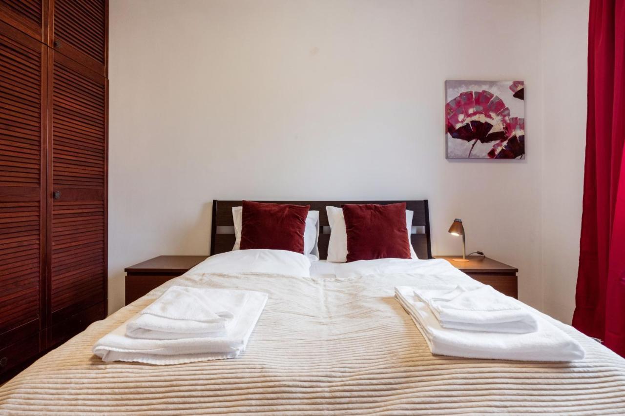 Citadel Manor Apartment บูดาเปสต์ ภายนอก รูปภาพ